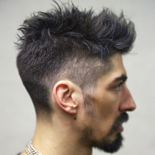 Мужская стрижка и легкое тонирование волос